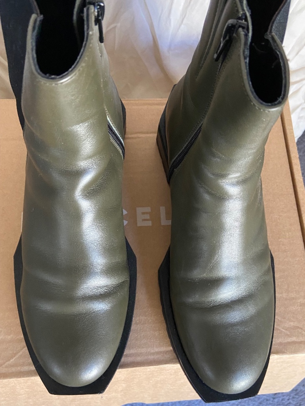 Marcella Carnegie Leather Chelsea Boots | Military Green | Size 40 | NIB